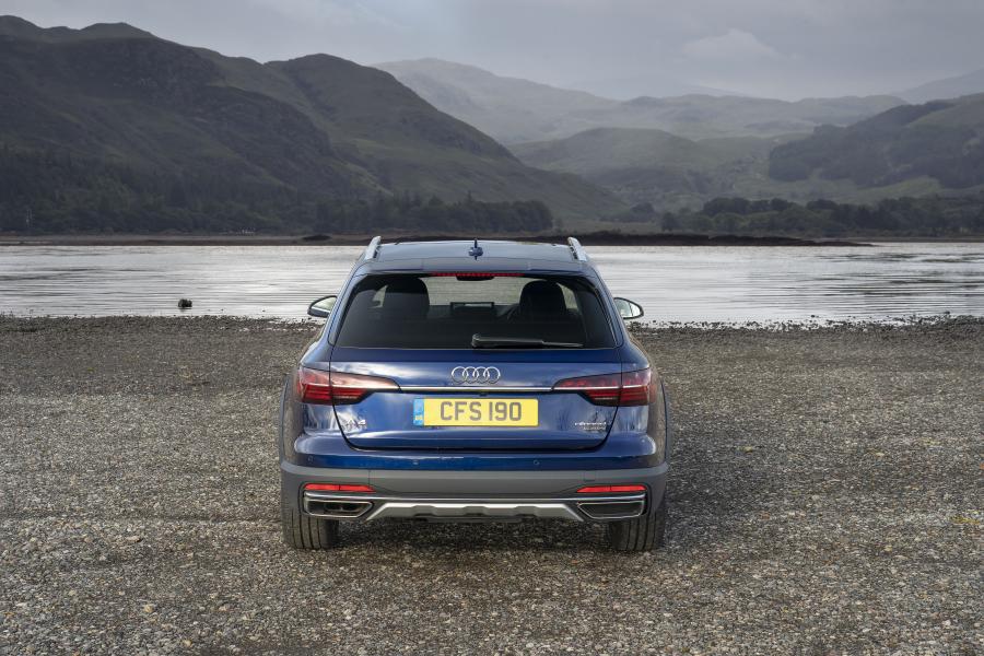  Audi A4 Allroad Quattro (B9) 2019 года  (UK) (фото 8 из 40)